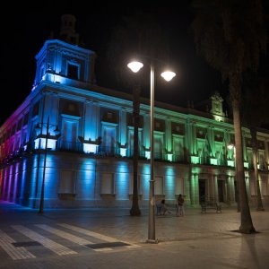 Imagenes-prueba-alumbrado-ornamental-Ayuntamiento_1720639484_166135899_1024x683